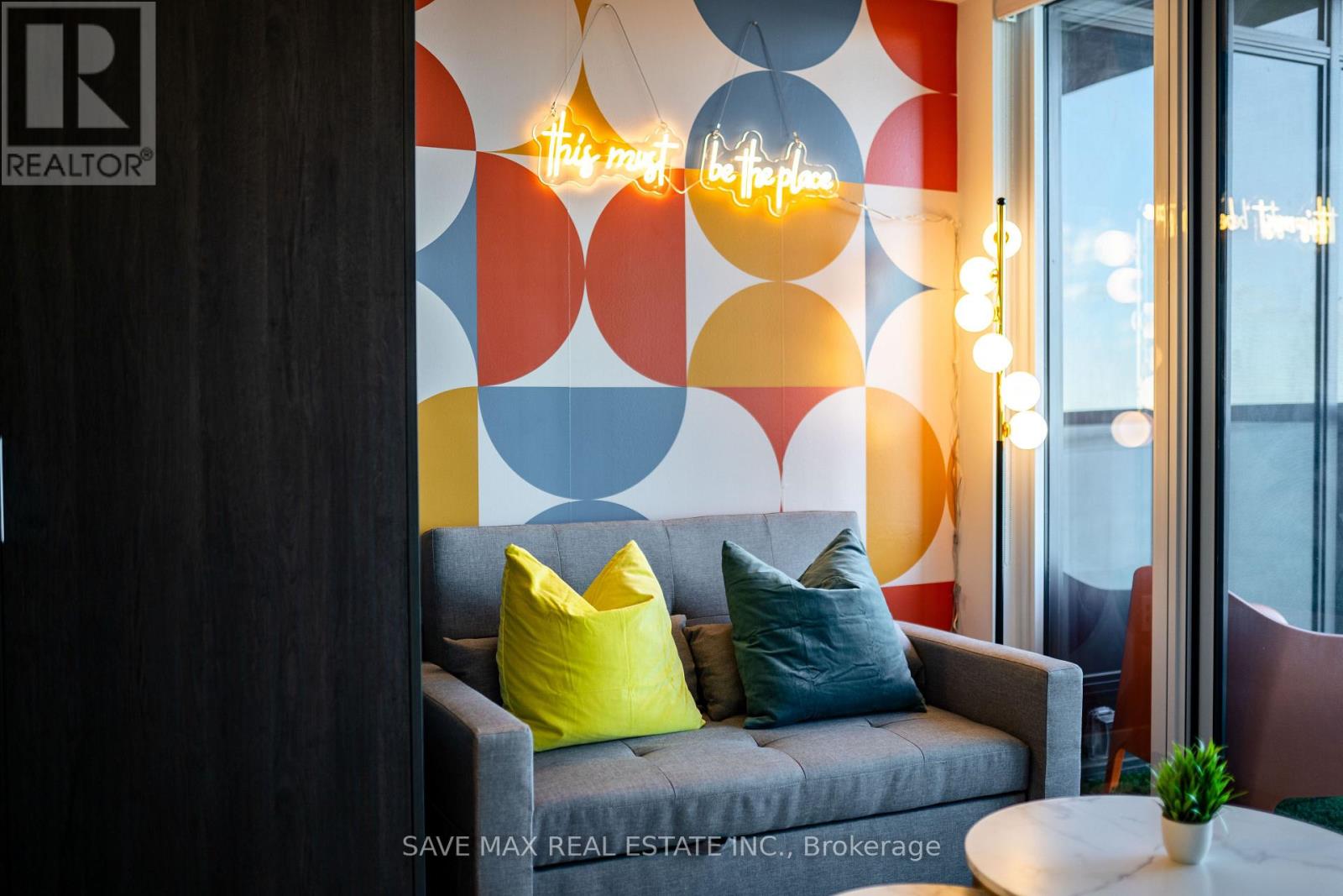 1406 - 370 MARTHA STREET, Burlington, Ontario