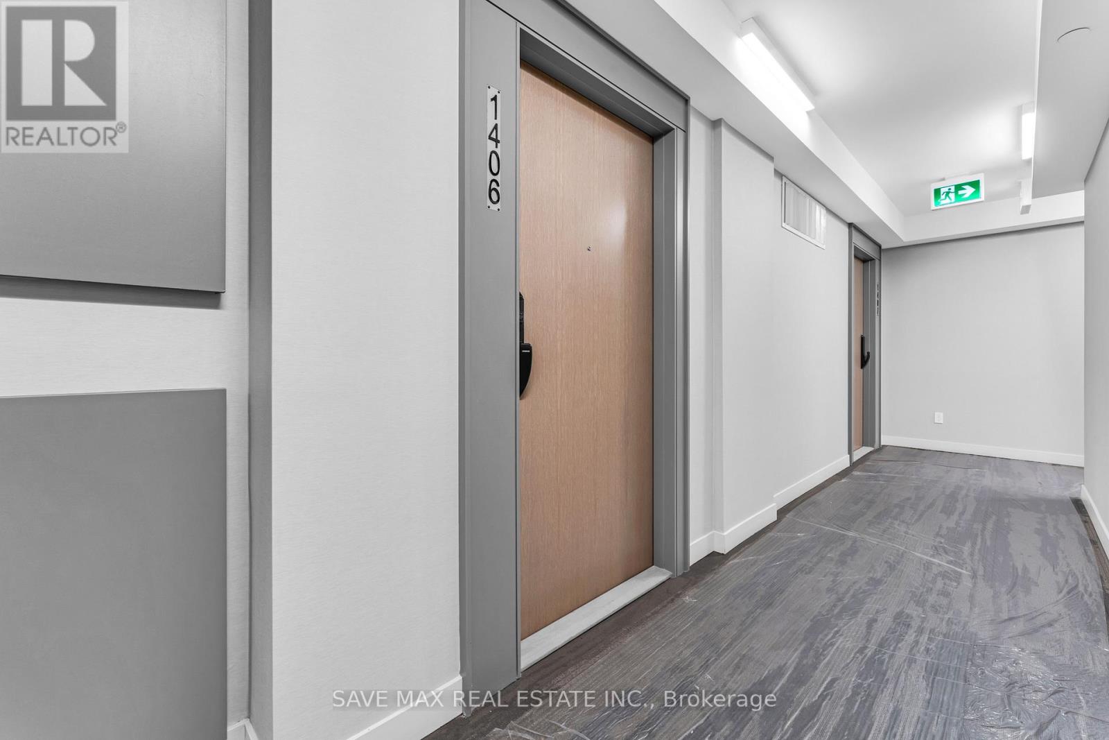 1406 - 370 Martha Street, Burlington, Ontario  L7R 0G9 - Photo 18 - W12556536