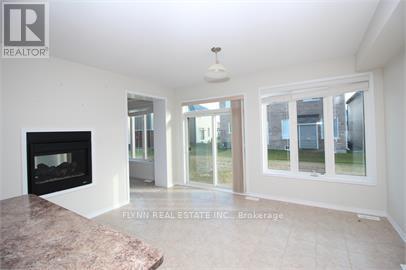 2 - 33 Creekbank Road, Toronto, Ontario  M6L 1C7 - Photo 10 - W12556562