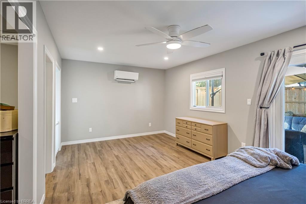 37 Morton Avenue, Brantford, Ontario  N3R 2N6 - Photo 4 - 40786239