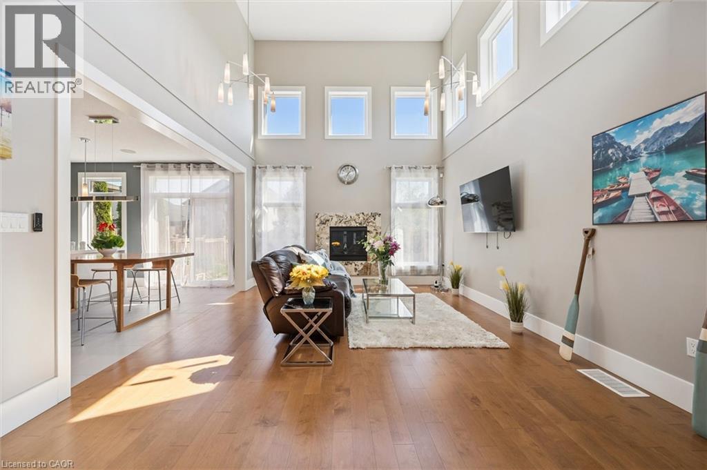 302 Grey Silo Road, Waterloo, Ontario  N2K 0C9 - Photo 11 - 40771312