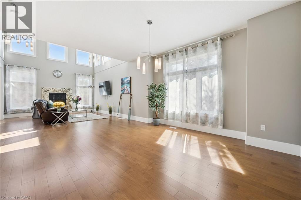 302 Grey Silo Road, Waterloo, Ontario  N2K 0C9 - Photo 9 - 40771312