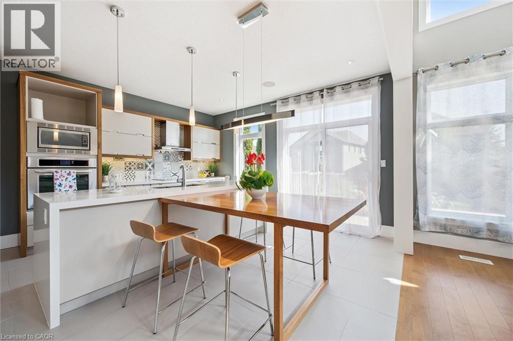 302 Grey Silo Road, Waterloo, Ontario  N2K 0C9 - Photo 17 - 40771312