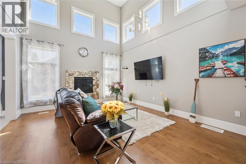 302 Grey Silo Road, Waterloo, Ontario  N2K 0C9 - Photo 12 - 40771312