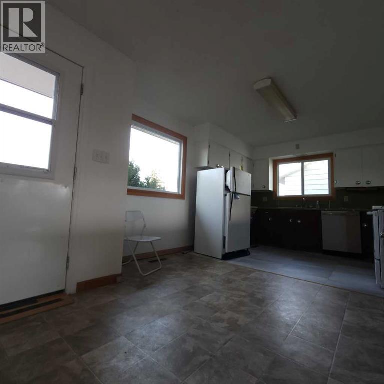 5125 48 Avenue, Rimbey, Alberta  T0C 2J0 - Photo 4 - A2270433