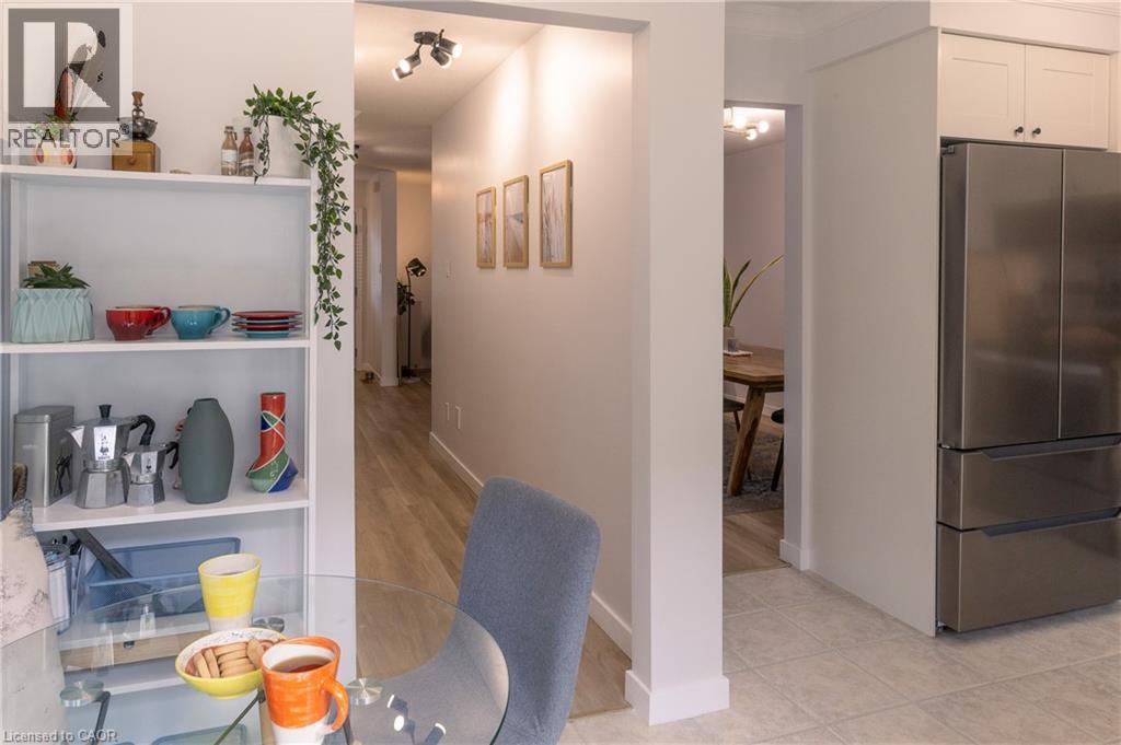 2272 Mowat Avenue Unit# 45, Oakville, Ontario  L6H 5L8 - Photo 12 - 40774126