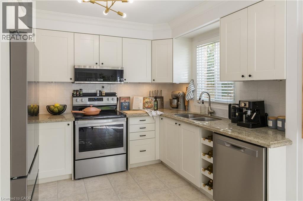 2272 Mowat Avenue Unit# 45, Oakville, Ontario  L6H 5L8 - Photo 5 - 40774126