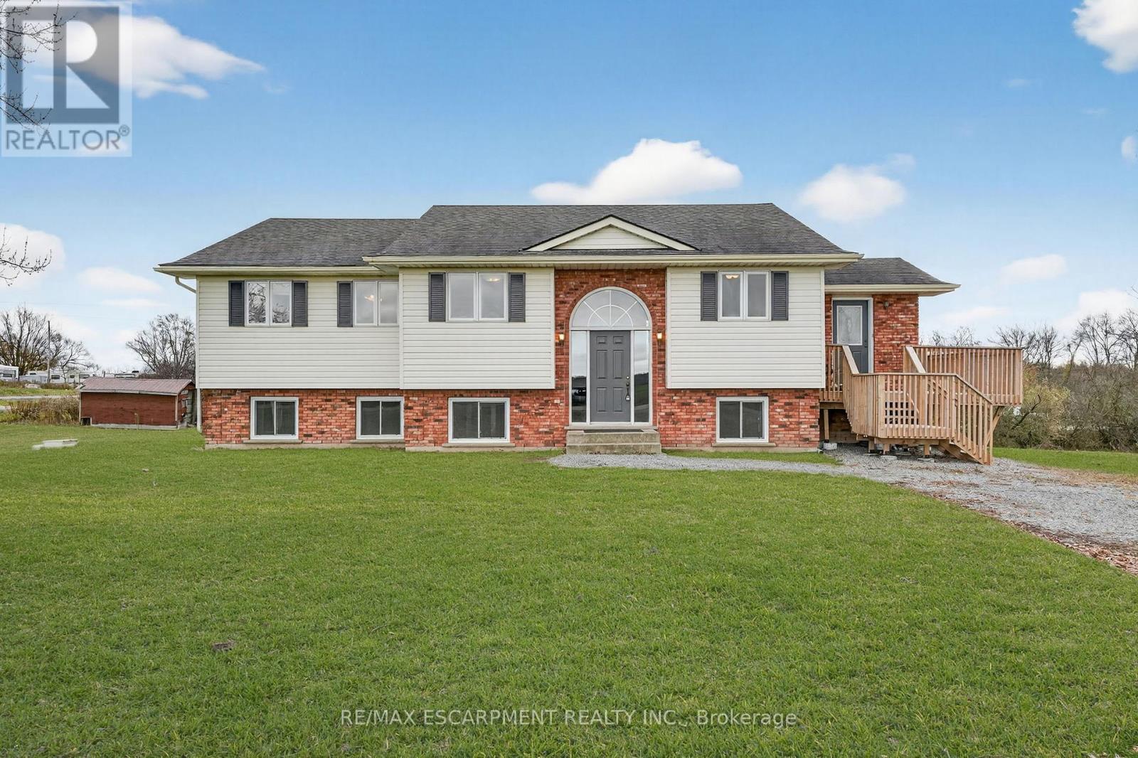 713 Haldimand Rd 17, Haldimand, Ontario  N1A 2W4 - Photo 2 - X12556540