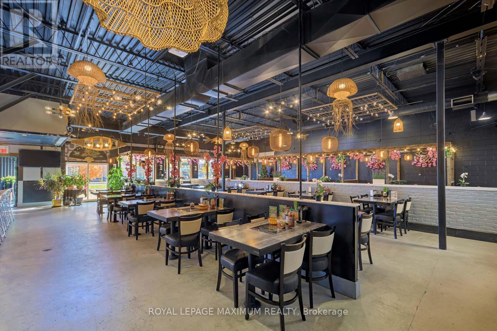 165 Hartzel Road, St. Catharines, Ontario L2P 1N6 - Photo 11 - X12556566