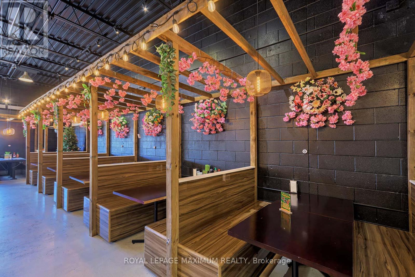 165 Hartzel Road, St. Catharines, Ontario L2P 1N6 - Photo 13 - X12556566