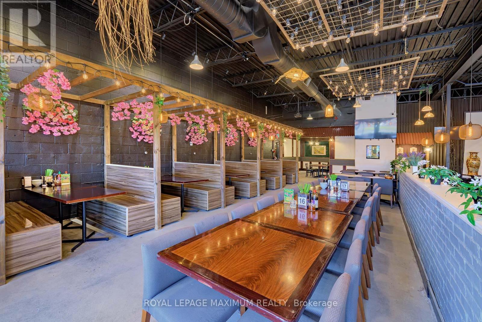 165 Hartzel Road, St. Catharines, Ontario L2P 1N6 - Photo 14 - X12556566