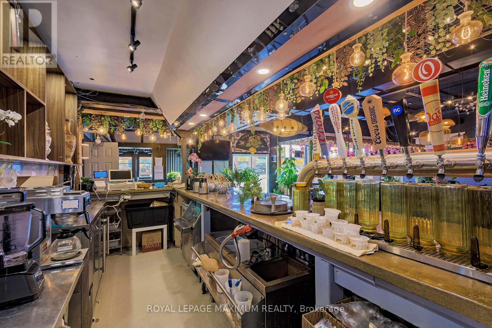 165 Hartzel Road, St. Catharines, Ontario L2P 1N6 - Photo 22 - X12556566