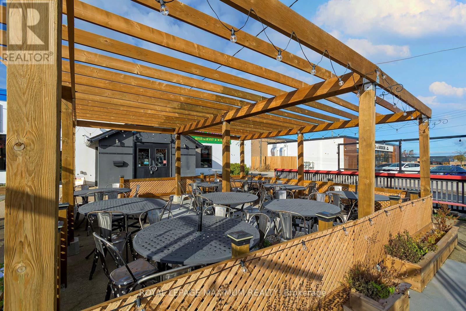 165 Hartzel Road, St. Catharines, Ontario L2P 1N6 - Photo 32 - X12556566