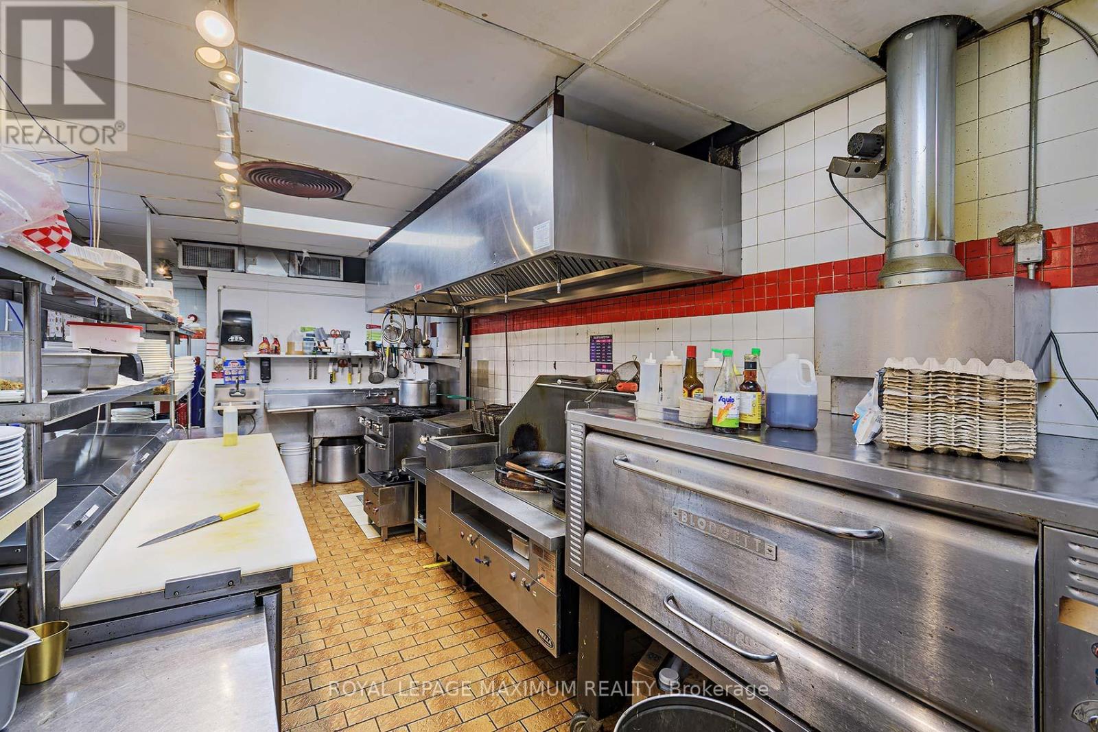 165 Hartzel Road, St. Catharines, Ontario L2P 1N6 - Photo 40 - X12556566