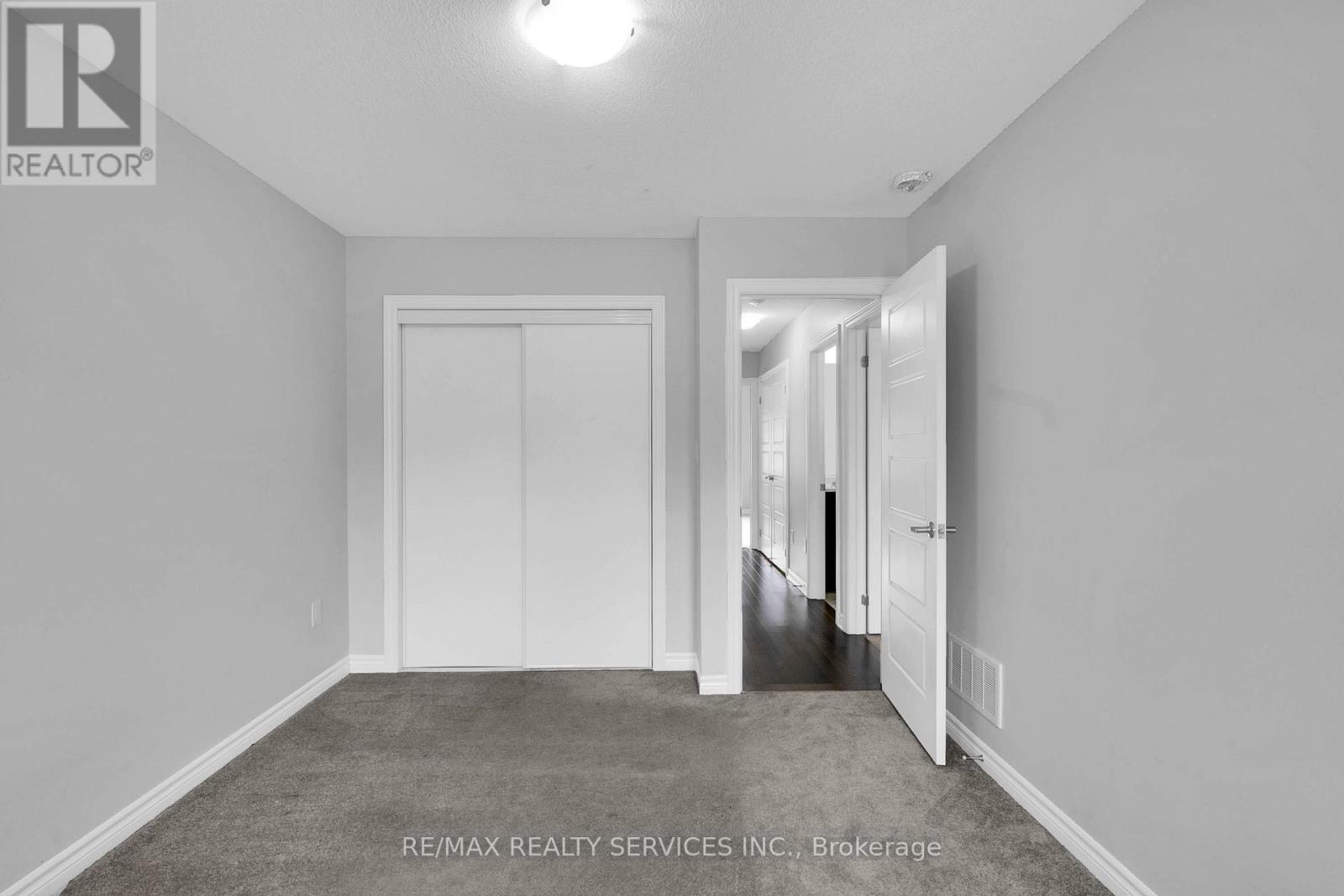 406 Dolman Street, Woolwich, Ontario  N0B 1M0 - Photo 27 - X12556592