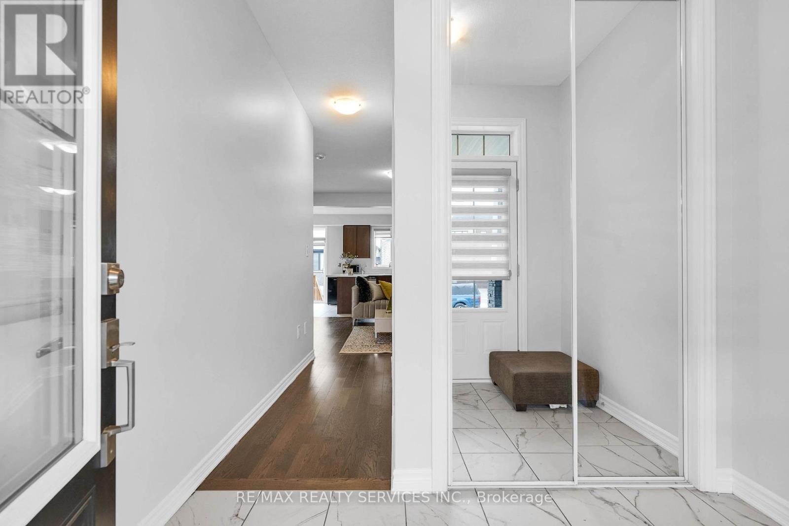 406 Dolman Street, Woolwich, Ontario  N0B 1M0 - Photo 5 - X12556592