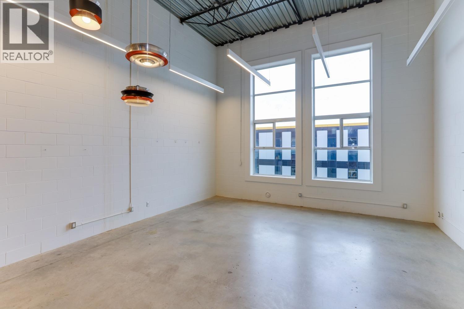 302 1220 E Pender Street, Vancouver, British Columbia  V6A 1W8 - Photo 2 - R3068291