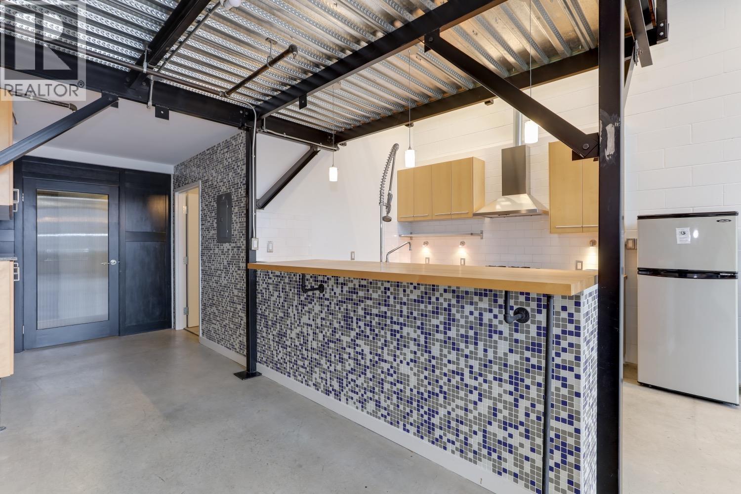 302 1220 E Pender Street, Vancouver, British Columbia  V6A 1W8 - Photo 6 - R3068291