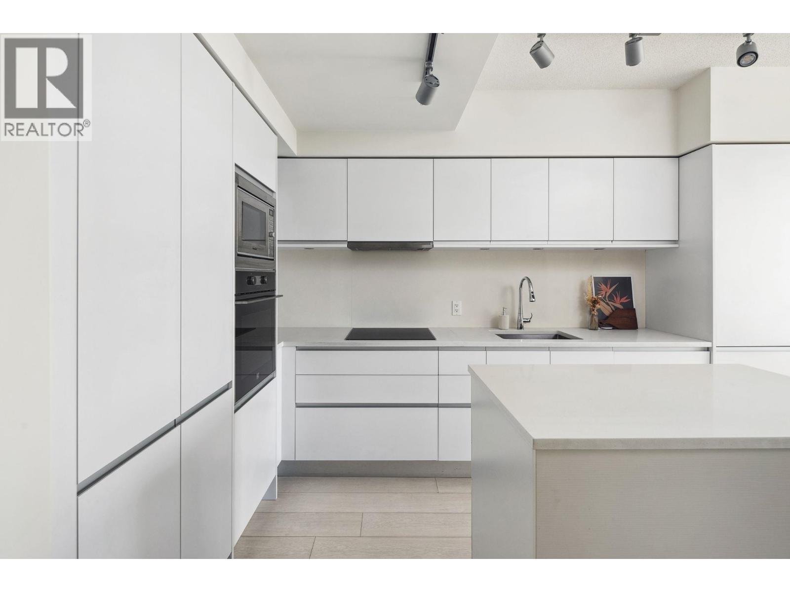 611 180 E 2nd Avenue, Vancouver, British Columbia  V5T 0K4 - Photo 2 - R3067530