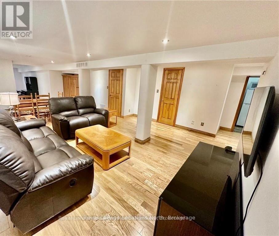 Lower - 305 Eliza Street, Meaford, Ontario  N4L 1B2 - Photo 7 - X12556630