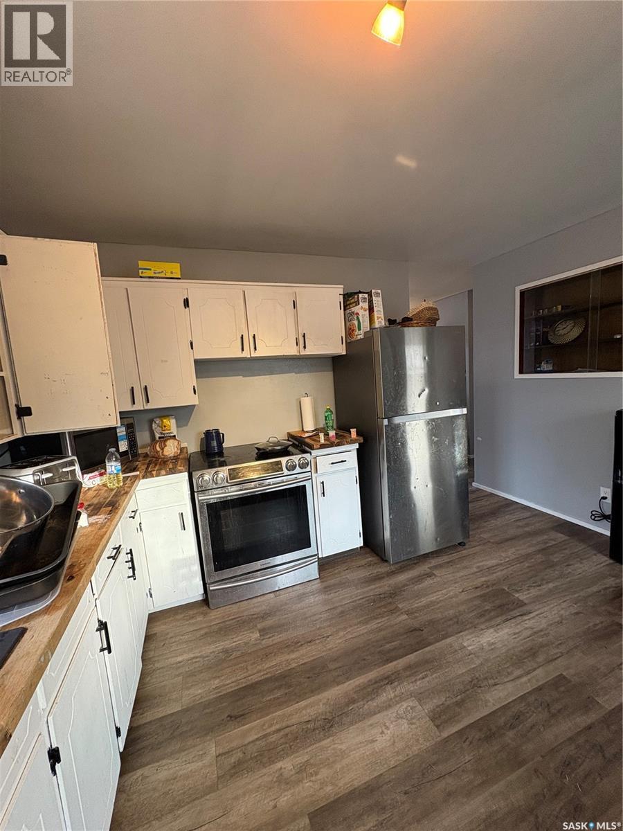 115 2nd Avenue S, Pelly, Saskatchewan  S0A 2Z0 - Photo 2 - SK024248