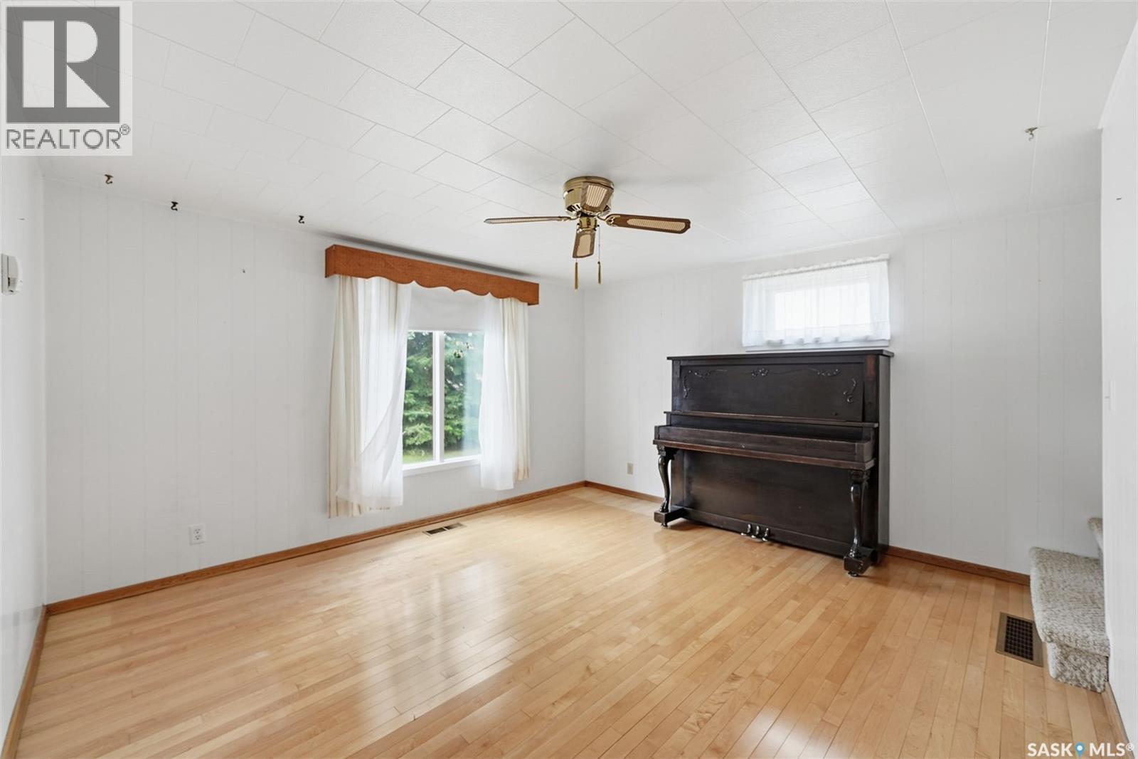 624 Saskatchewan Avenue, Imperial, Saskatchewan  S0G 2J0 - Photo 11 - SK024171