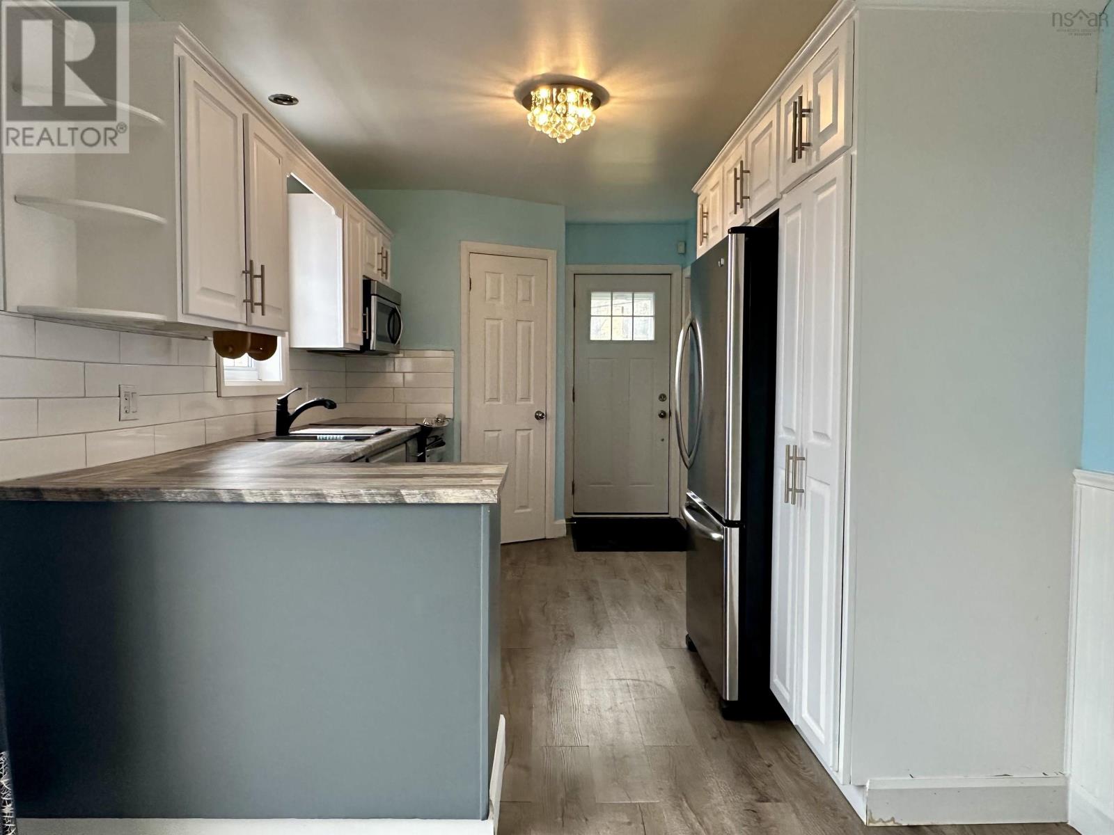 261 Cottage Road, Sydney, Nova Scotia  B1P 2E7 - Photo 11 - 202528211