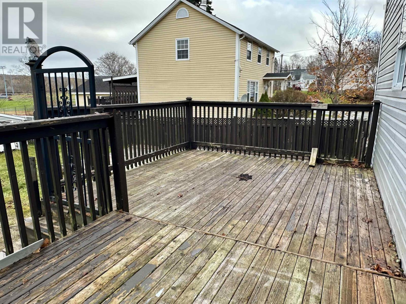 261 Cottage Road, Sydney, Nova Scotia  B1P 2E7 - Photo 8 - 202528211