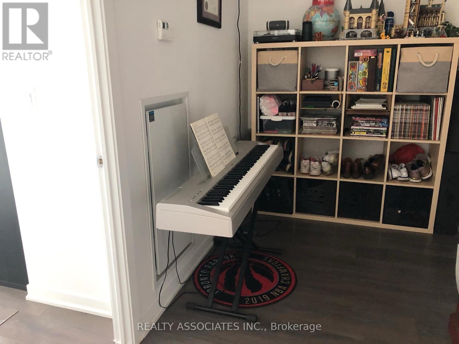 2102 - 150 East Liberty Street, Toronto, Ontario  M6K 3R5 - Photo 3 - C12556618