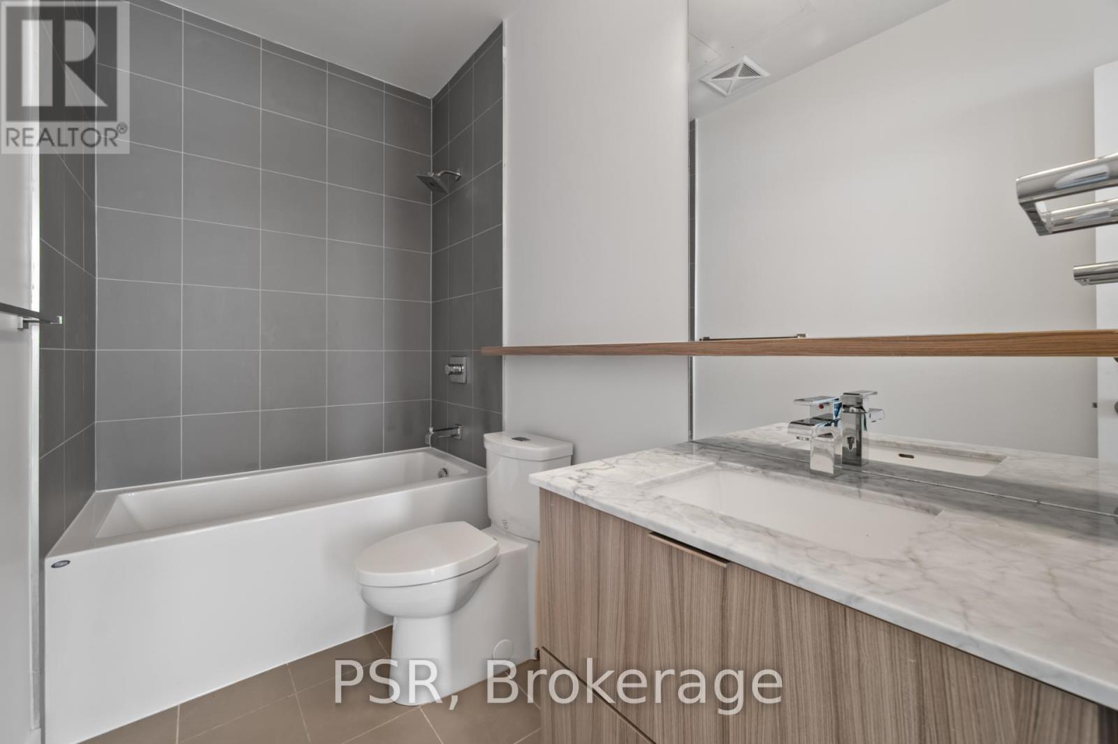 607 - 6 Parkwood Avenue, Toronto, Ontario  M4V 0A3 - Photo 8 - C12556682