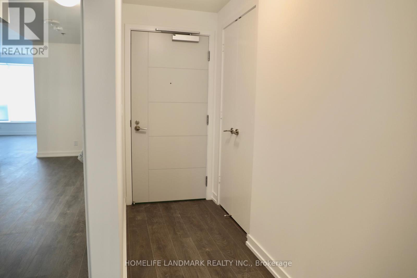 507 - 203 College Street, Toronto, Ontario  M5T 1P9 - Photo 2 - C12556684