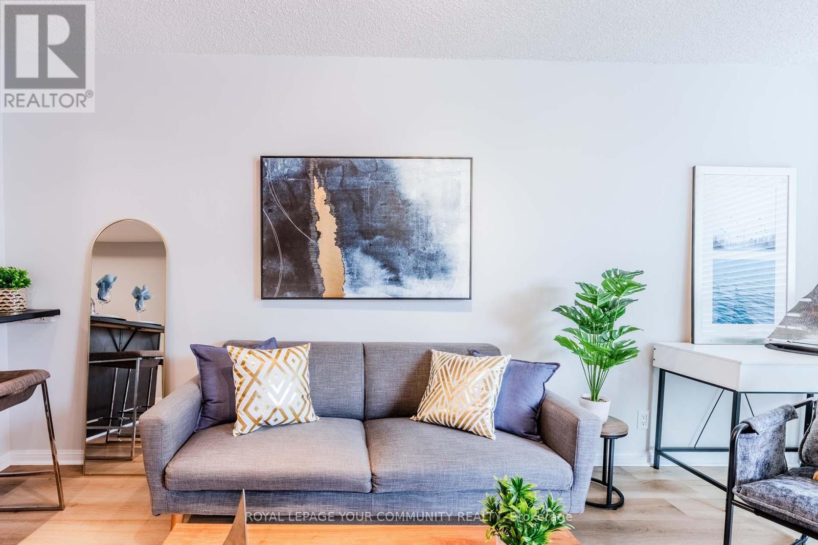 205 - 228 Queens Quay W, Toronto, Ontario  M5J 2X1 - Photo 12 - C12556708