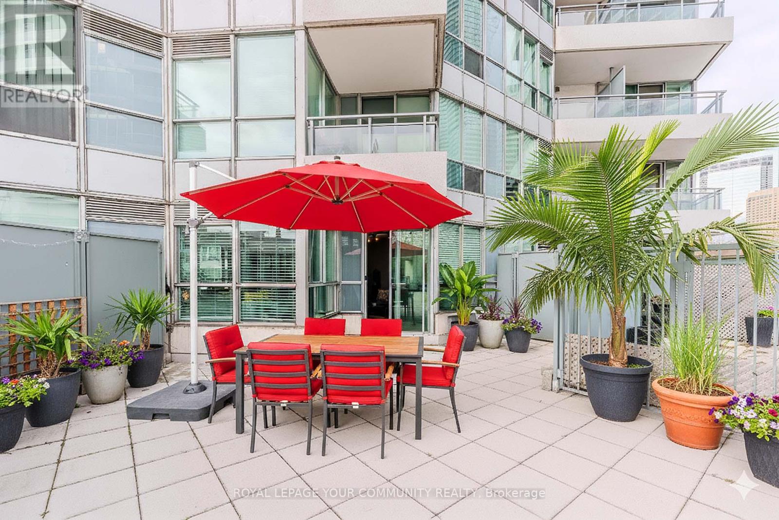 205 - 228 Queens Quay W, Toronto, Ontario  M5J 2X1 - Photo 26 - C12556708