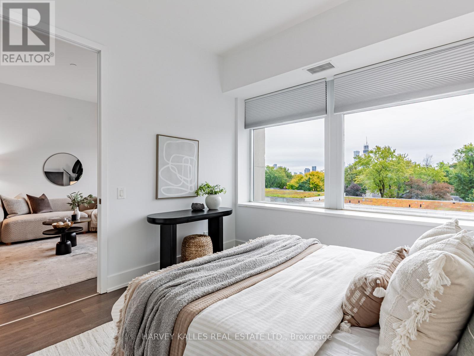 419 - 111 St Clair Avenue W, Toronto, Ontario M4V 1N5 - Photo 19 - C12556722