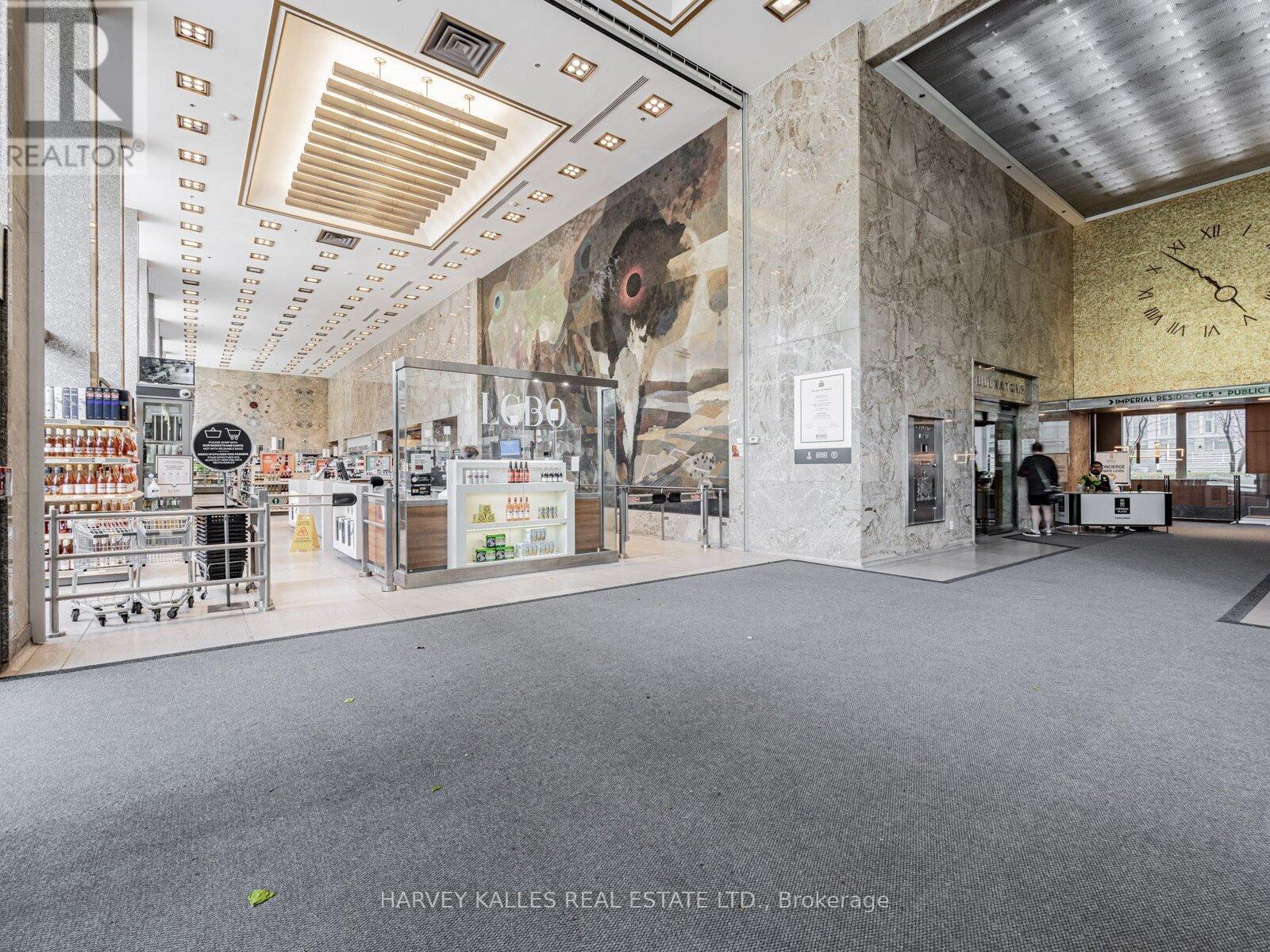 419 - 111 St Clair Avenue W, Toronto, Ontario M4V 1N5 - Photo 29 - C12556722