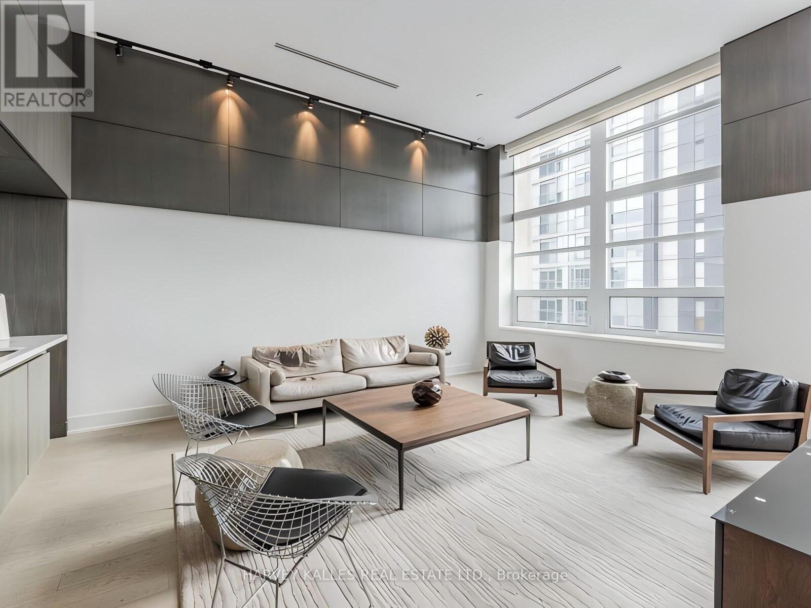 419 - 111 St Clair Avenue W, Toronto, Ontario M4V 1N5 - Photo 38 - C12556722