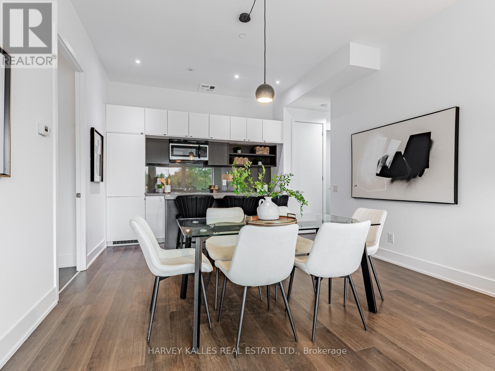 419 - 111 St Clair Avenue W, Toronto, Ontario M4V 1N5 - Photo 8 - C12556722