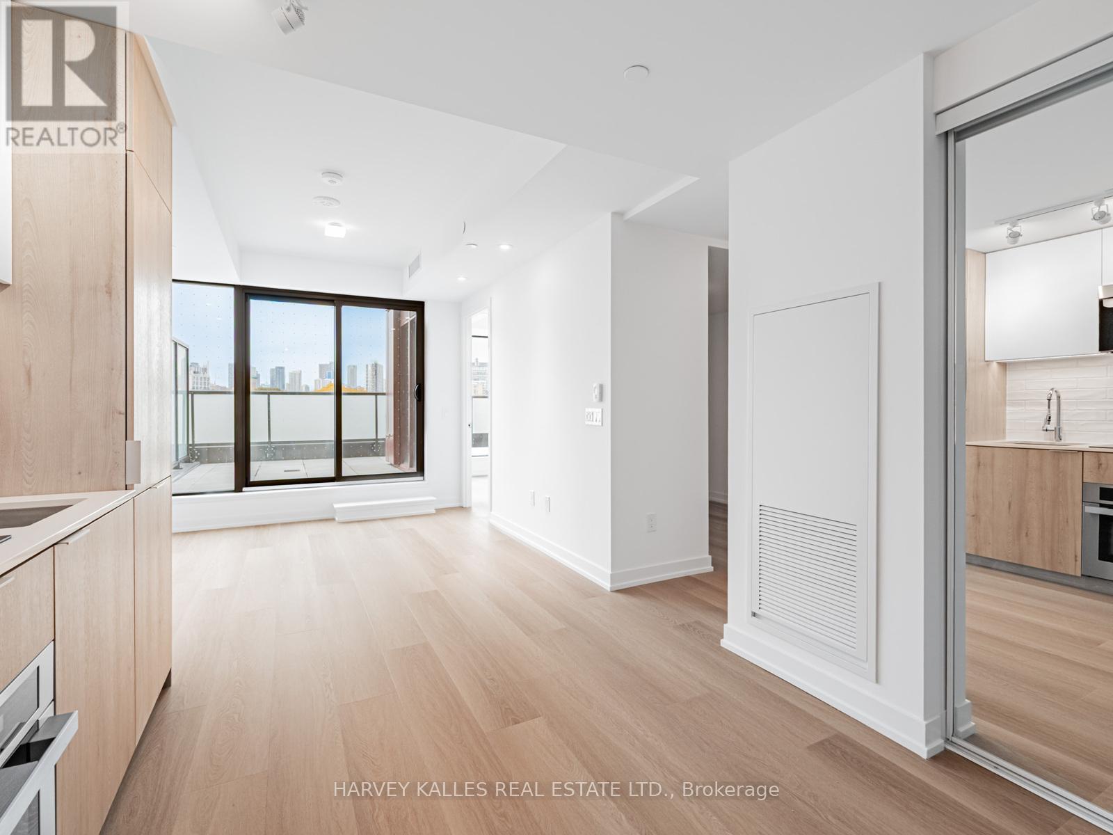 531 - 28 Eastern Avenue, Toronto, Ontario  M5A 0Y2 - Photo 2 - C12556764