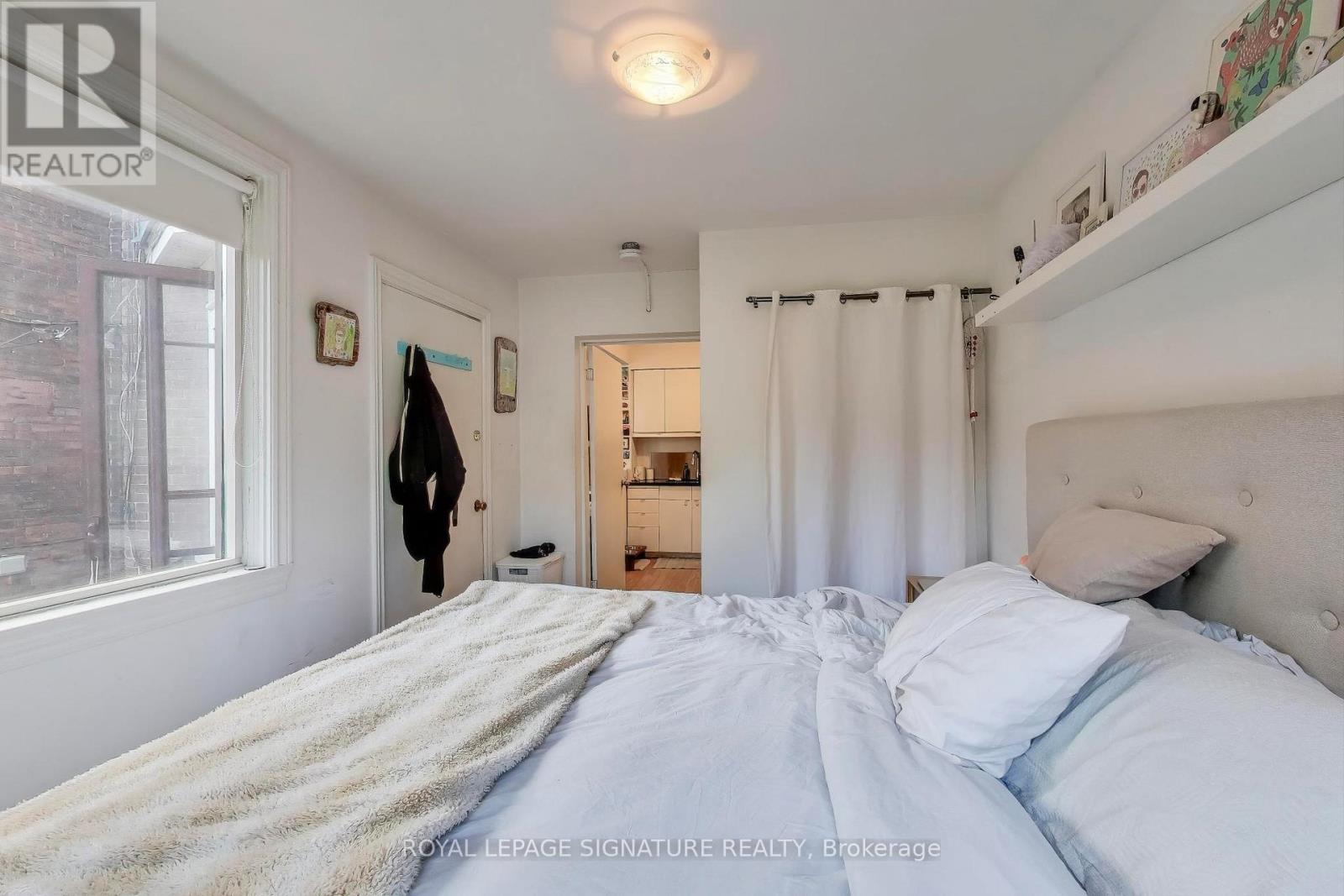 9 Havelock Street, Toronto, Ontario  M6H 3B3 - Photo 11 - C12556772