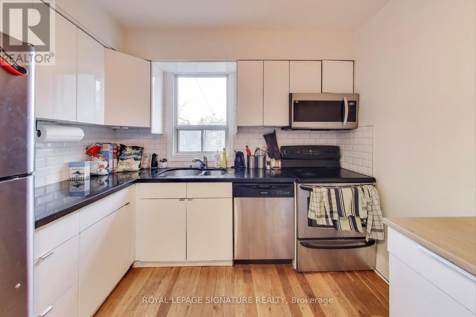 9 Havelock Street, Toronto, Ontario  M6H 3B3 - Photo 16 - C12556772