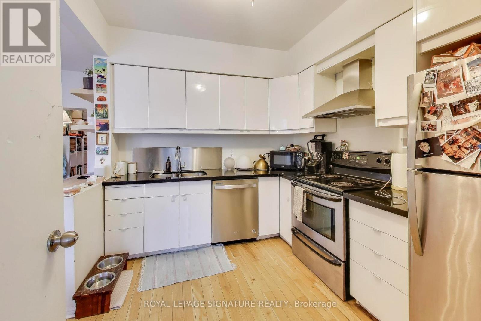 9 Havelock Street, Toronto, Ontario  M6H 3B3 - Photo 6 - C12556772