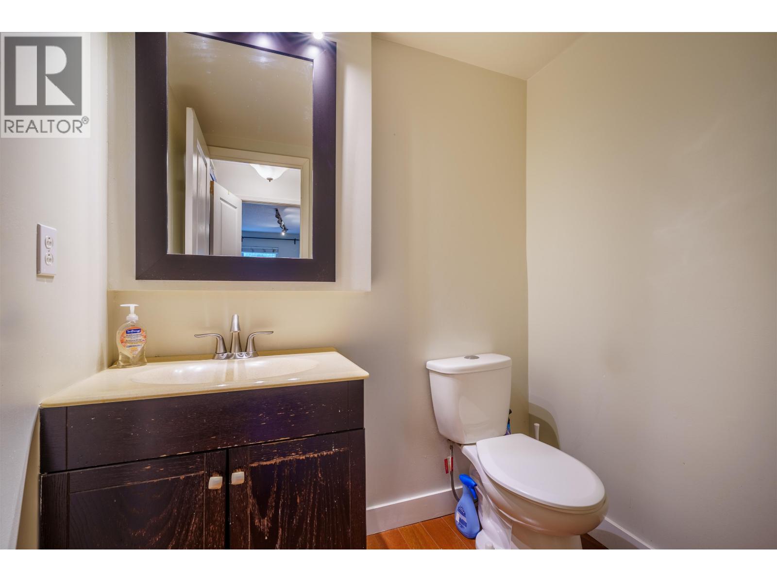 304 327 W 2nd Street, North Vancouver, British Columbia  V7M 1E2 - Photo 12 - R3068439