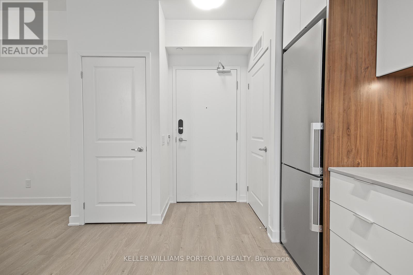 930 - 543 Richmond Street W, Toronto, Ontario  M5V 0W9 - Photo 3 - C12502478