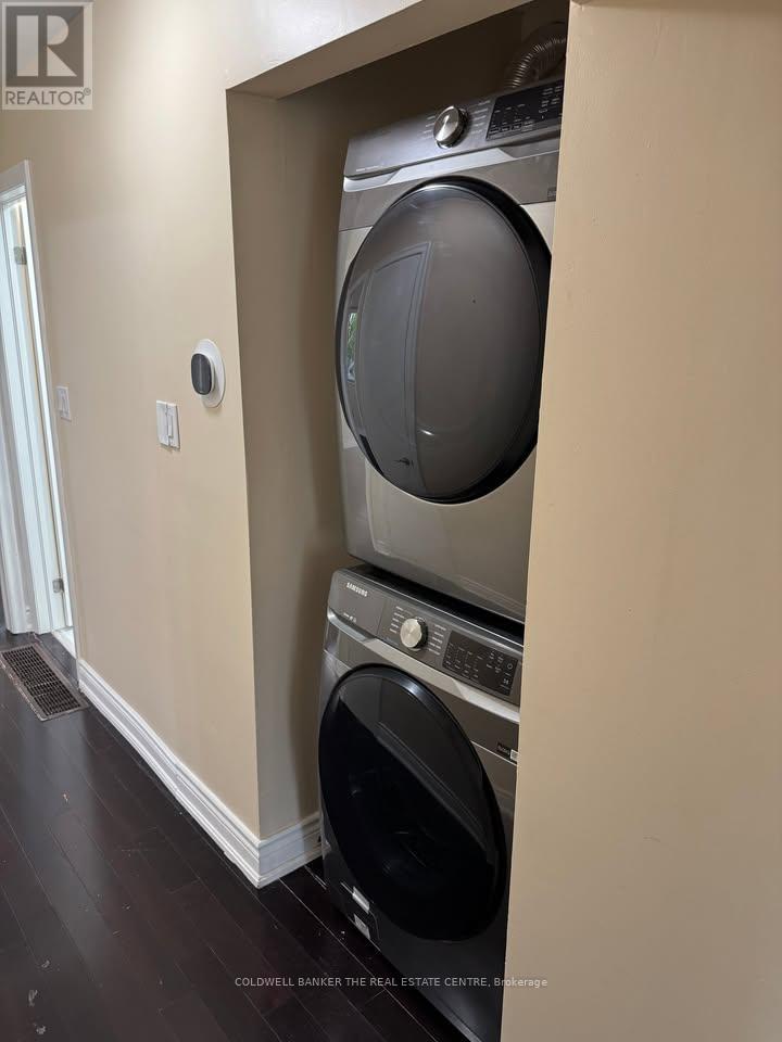 Main-Upper Level - 20 Roseglor Crescent, Toronto, Ontario  M1P 3T6 - Photo 11 - E12556650