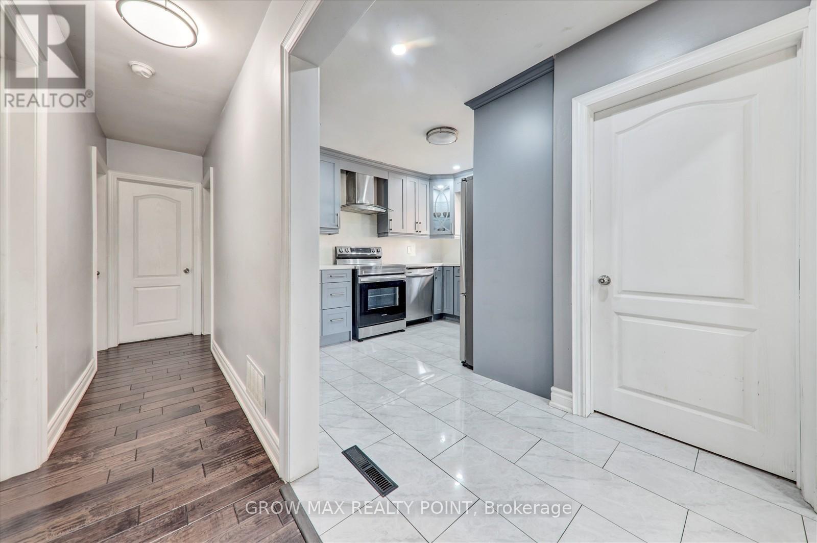 Upper - 184 Canlish Road E, Toronto, Ontario  M1P 1T2 - Photo 12 - E12556738