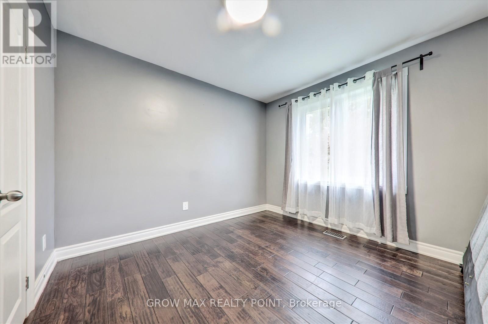 Upper - 184 Canlish Road E, Toronto, Ontario  M1P 1T2 - Photo 17 - E12556738