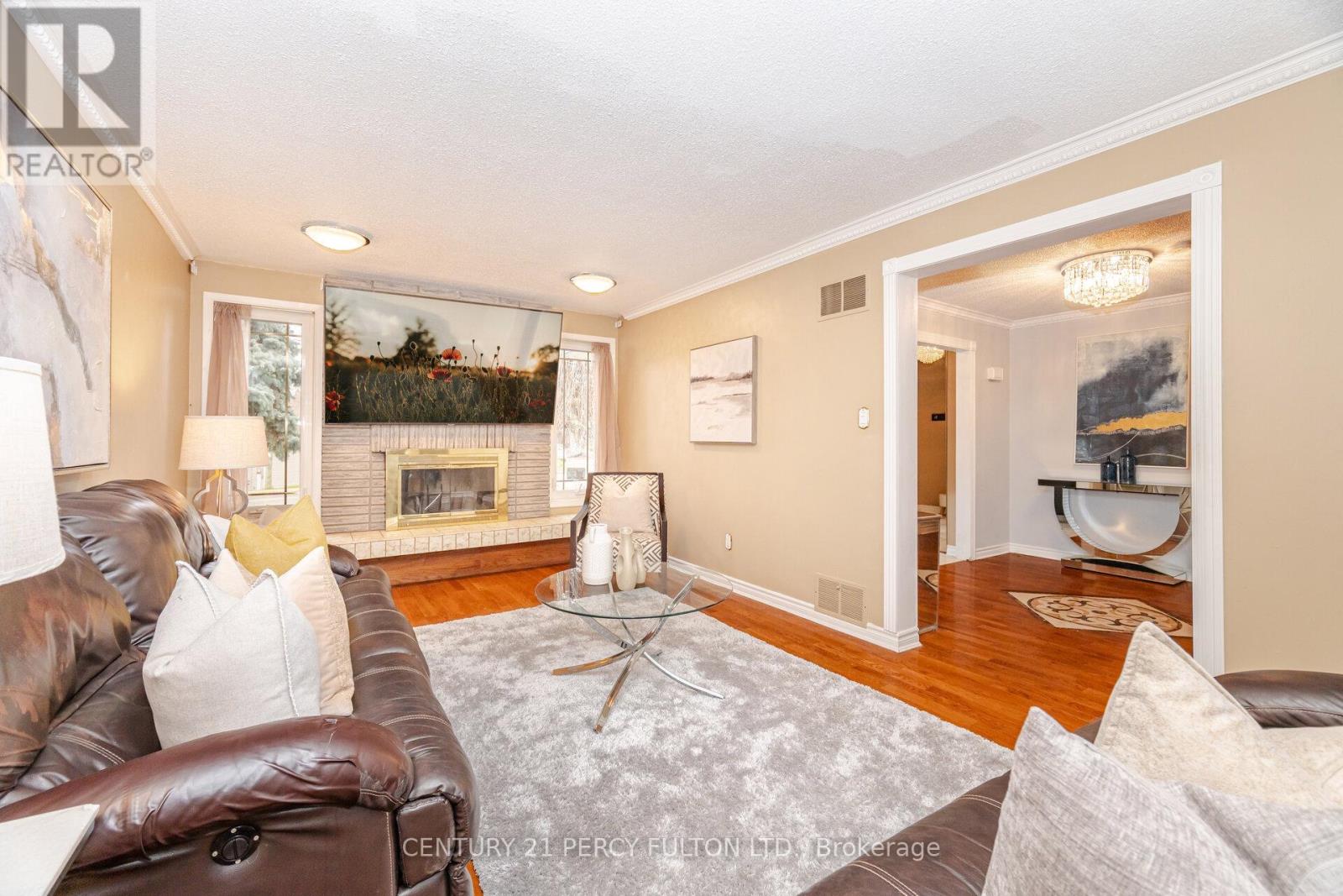 1994 Spruce Hill Road, Pickering, Ontario  L1V 3N8 - Photo 6 - E12556740