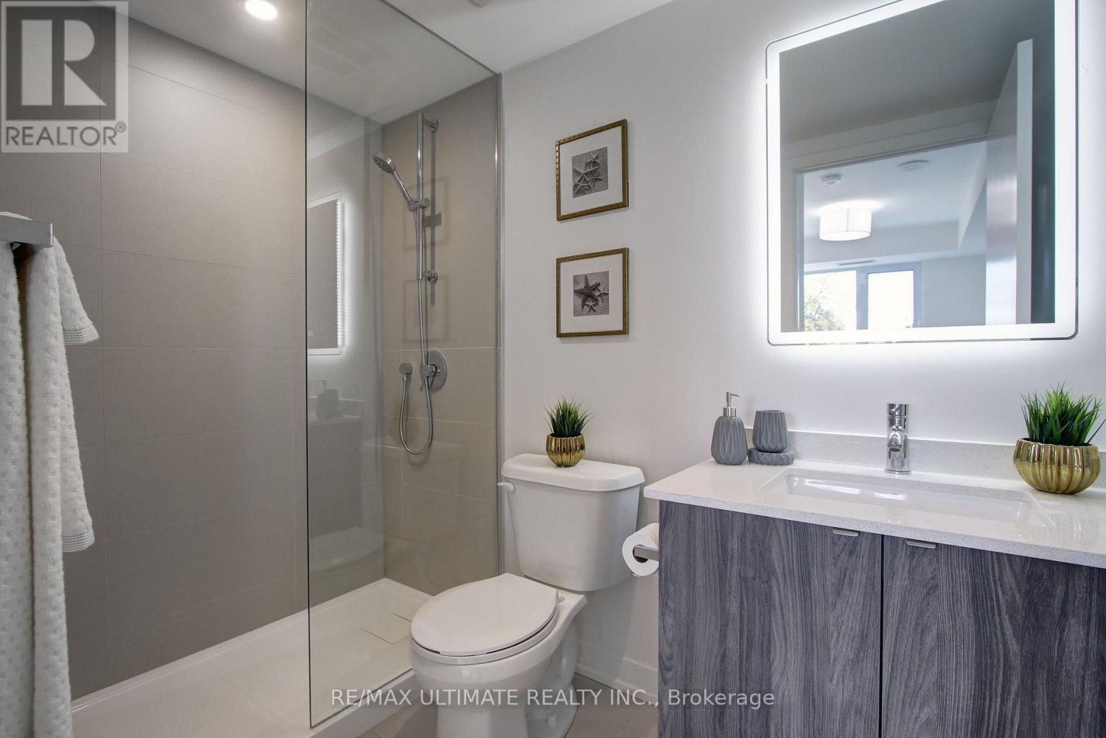 303 - 1401 O'connor Drive, Toronto, Ontario  M4B 2V5 - Photo 10 - E12556758