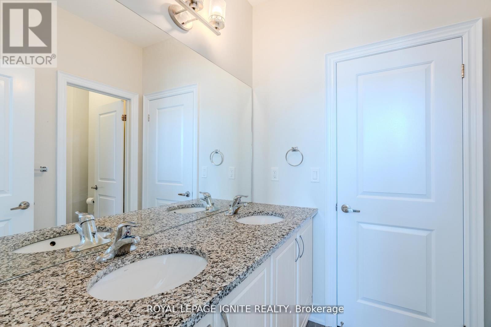 73 Kentwood Crescent, Markham, Ontario  L6B 0C4 - Photo 22 - N12418963