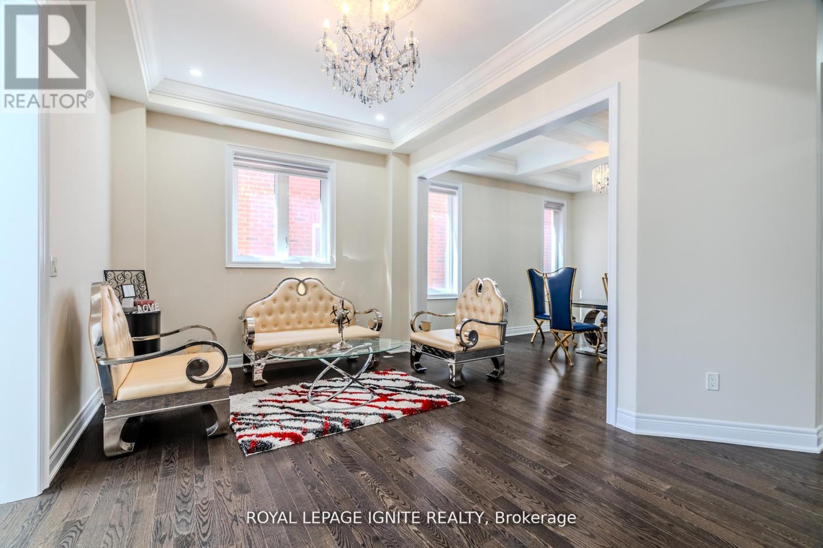 73 Kentwood Crescent, Markham, Ontario  L6B 0C4 - Photo 7 - N12418963